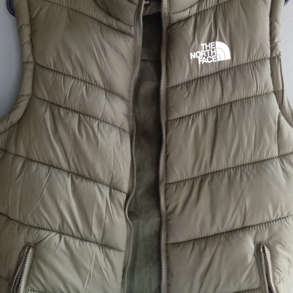 The North Face Mens Puffer Vest Olive‎ Green Quilted Full Zip Fleece Lined